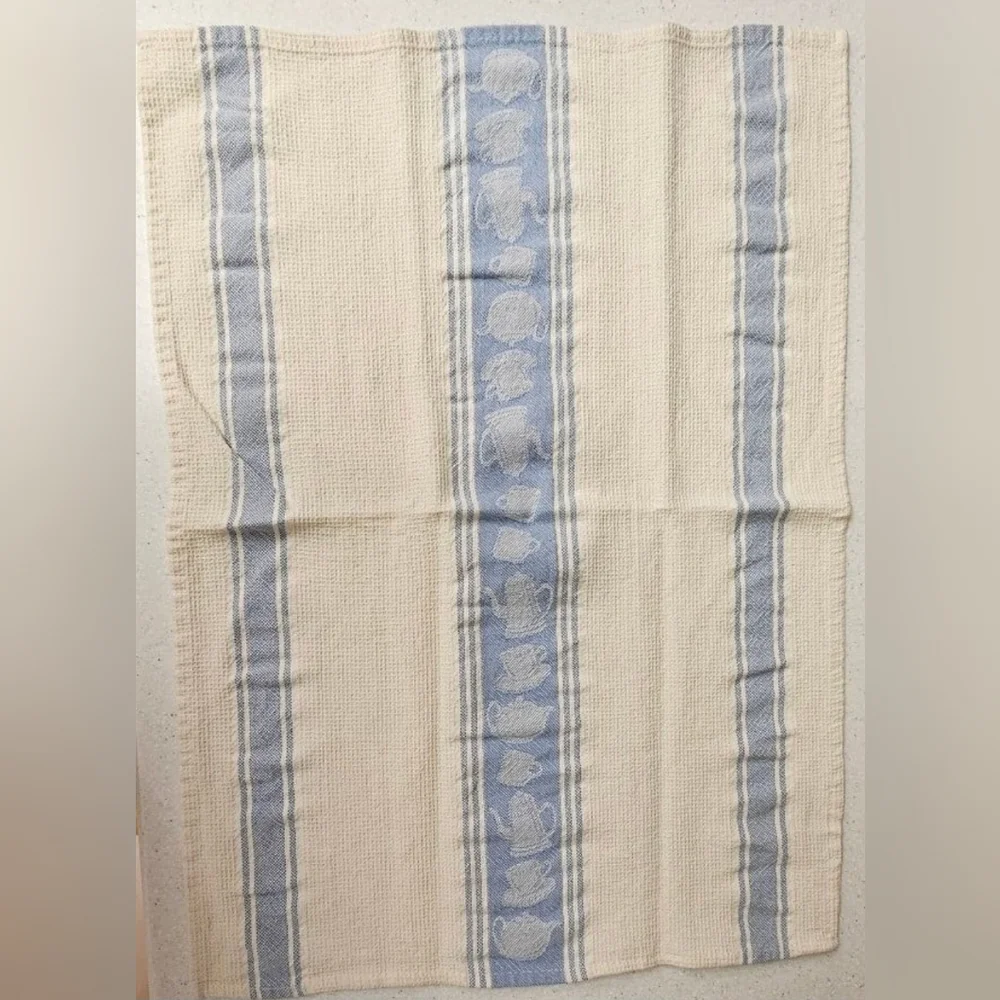 Vintage HomeTrends Teapot Dish Towel